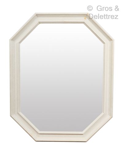 null Grand miroir octogonal en bois laqué blanc

100 x 80 cm