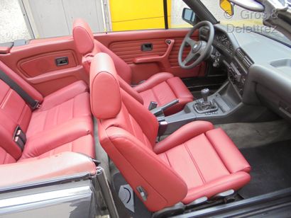 null BMW 325i cabriolet de juillet 1987,194000 kms

Diamant schwartz, intérieur cuir...