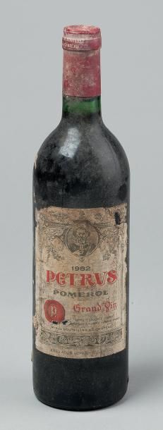 null 1 Bouteille PETRUS, Pomerol 1982 (ela & ts)