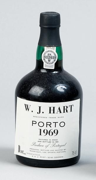 1 Bouteille PORTO WJ Hart 1969