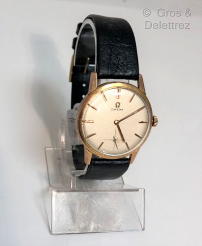 OMEGA Gold-plated metal wristwatch, 33 mm round case, cream dial, second hand at...