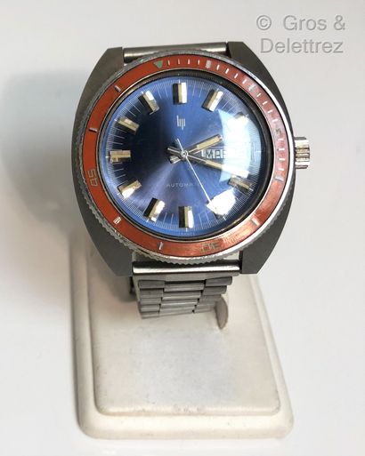 LIP Submariner - Bracelet - brushed steel diver's watch, 41 mm tonneau case, blue...