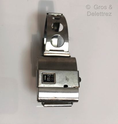LIP F.de Baschmakoff, circa 1972. Steel watch bracelet with jumping hour. Square...