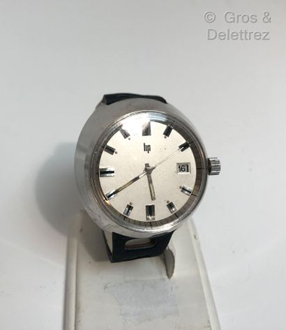 LIP Circa 1970 - Steel wristwatch, round case 39 mm, grey dial, applied index, date...