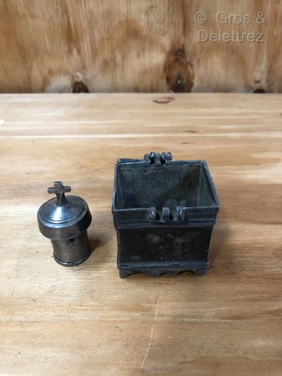 null FRANCE - Rectangular pewter Holy Oil box for the Extreme Unction with domed...
