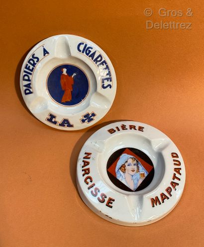 null Limoges



Lot of five porcelain advertising ashtrays with the marks Narcisse...