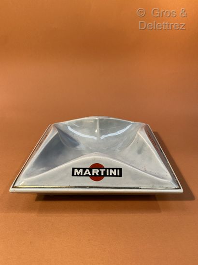 null Martini



Square advertising ashtray in blue glazed earthenware



21 x 21...