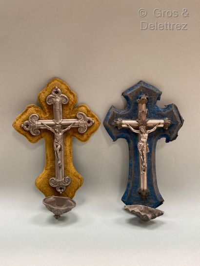 null Two wall stoup in metal composed of Christ in cross and shells. They are presented...