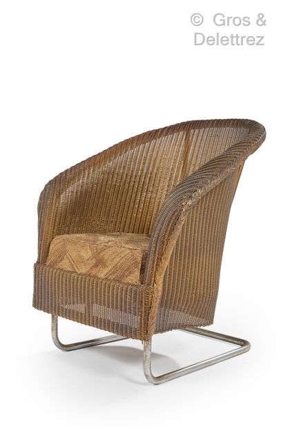 null W.LUSTY & SONS, Lloyd Loom Furniture, attributed to

Rattan and chromed tubular...