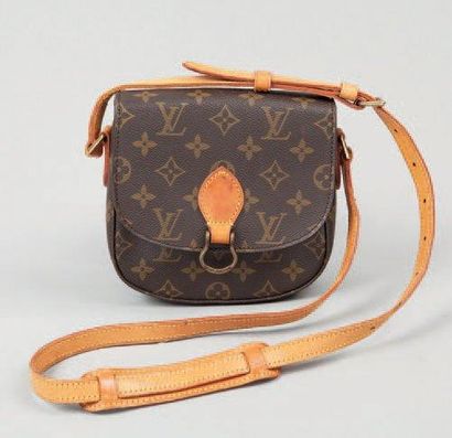 Louis VUITTON Sac «Saint Cloud» en toile monogram et cuir naturel, fermeture pression...