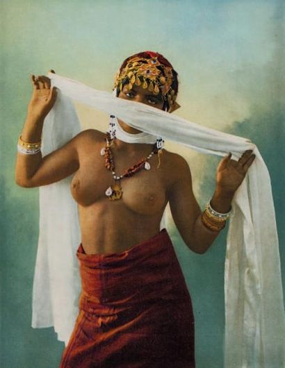Algérie, c. 1890 Danseuse du ventre. Jeune femme de Bou-Saada. Bédouine du Sud. Trois...