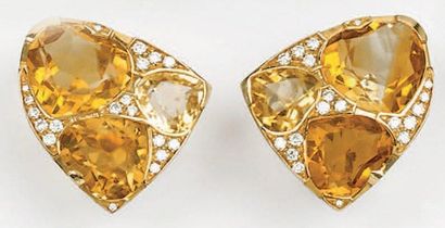 REPOSSI Paire de boucles d'oreilles en or jaune ornées de citrines et diamants taillés...