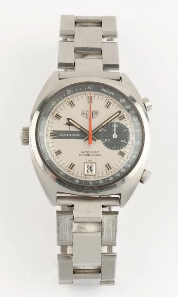 HEUER CARRERA VERS 1973 Chronographe bracelet en acier. Boîtier tonneau, fond vissé....