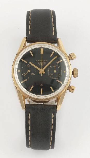 HEUER CARRERA VERS 1964 Très rare et beau chronographe bracelet en métal plaqué or....