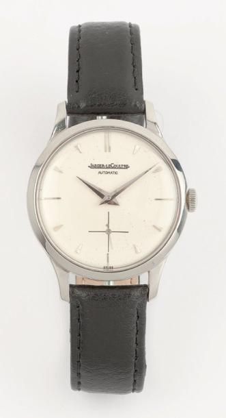 JAEGER LECOULTRE VERS 1950 Montre bracelet en acier. Boîtier rond, fond vissé. Cadran...