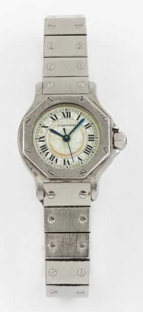 CARTIER SANTOS VERS 1980 Montre bracelet de dame en acier. Boîtier octogonale. Cadran...