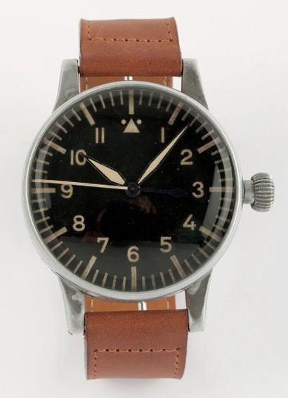 STOWA FL23883 NAVIGATION LUFTWAFFE, VERS 1940 Belle et grande montre bracelet d'aviateur...