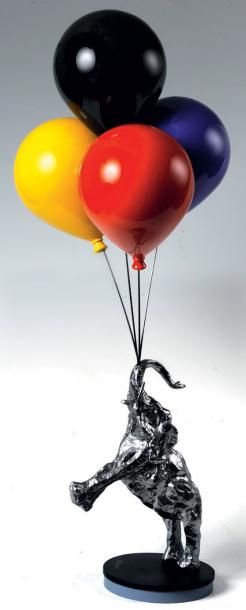 Ari Erom 80 Tonnes en ballon Acier, résine et peinture de carrosserie métalisée Dimensions...