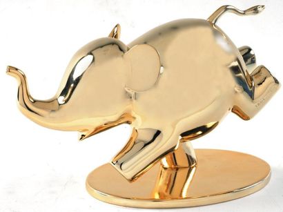 Laslo Tibay Éléphant d'or Résine dorée, ex, 150/200 Dimensions en cm 20 x 31 x 1...