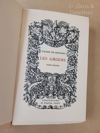 null [COURTOIS] Pierre de RONSARD. 



Les Amours.



Paris, Piazza, 1926, 3 volumes...