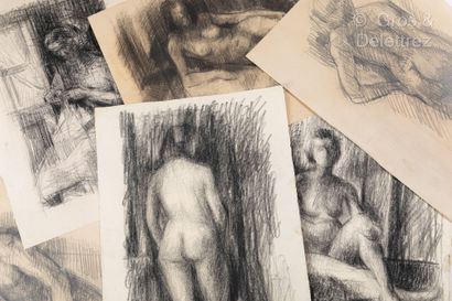Claude VALLET Lot d'environ 40 dessins au crayon et fusain: nus féminins

Environ...