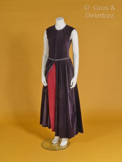 null Dries VAN NOTEN - Ensemble en velours de coton comprenant une robe manteau violette...