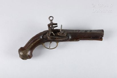 null Spanish flintlock pistol, miquelet lock, punched barrel; engraved brass fittings,...