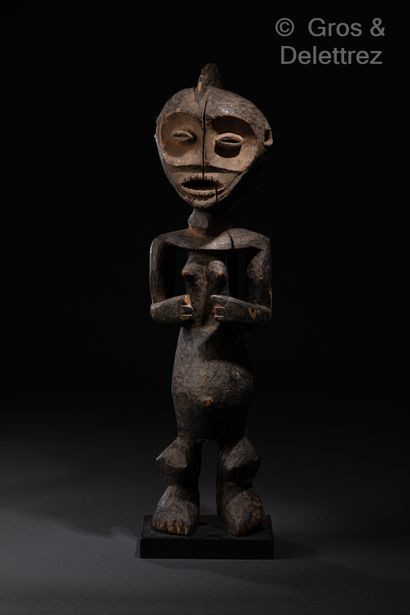 null 
Statue féminine 




Mambila 




Nigeria




Haut : 51 cm
