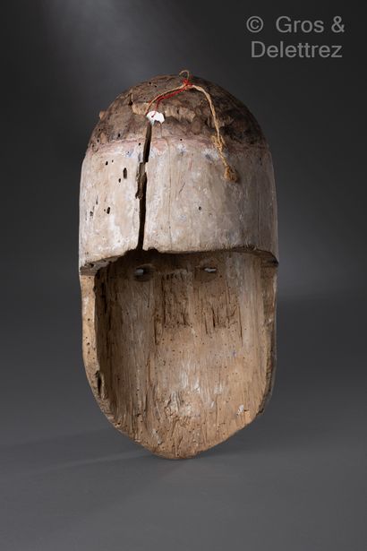 null BAMBARA?

Wooden helmet mask representing a face, traces of kaolin.

Height...