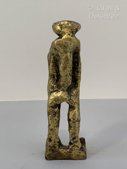 null TRAVAIL FRANÇAIS 1970


Sculpture en bronze à patine dorée figurant un personnage...