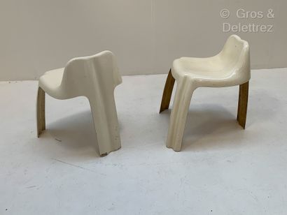 null PATRICK GINGEMBRE POUR PAULUS


Paire de chaises modèle Ginger en fibre de verre...