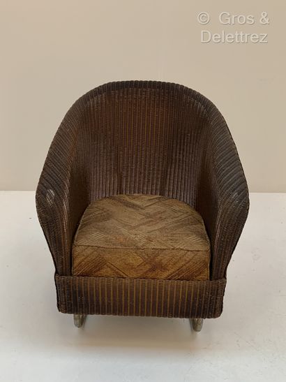 null W.LUSTY & SONS, Lloyd Loom Furniture, attribué à


Fauteuil en rotin et métal...