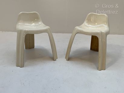 null PATRICK GINGEMBRE POUR PAULUS


Paire de chaises modèle Ginger en fibre de verre...