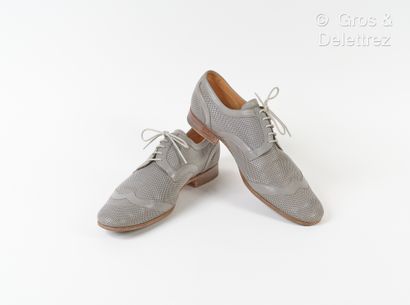 null HERMES Paris made in Italy - Pair of laced-up derbies in grey perforated lambskin...