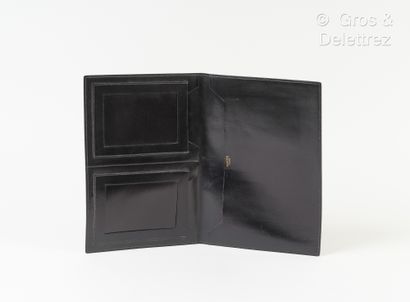 null HERMES Paris - Black box picture holder (Worn, chipped and marked).