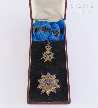 null Ordre de Léopold II (Belgique).
Institué en 1900. 
Ensemble de grand-croix du...