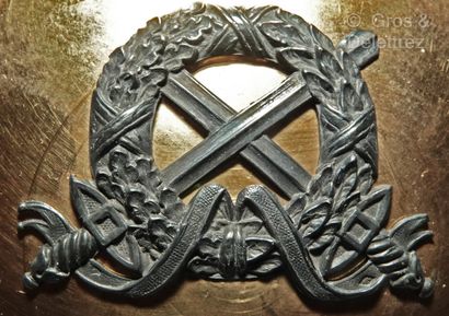 null HAUSSE COL d'officier d'infanterie
Modèle du 19 mars 1872, Troisième République....