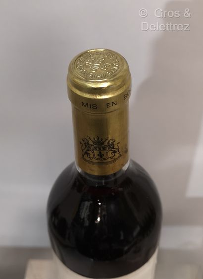 null 1 bouteille Château RAYNE VIGNEAU - 1er Gc Sauternes 1995 Etiquette légèrement...