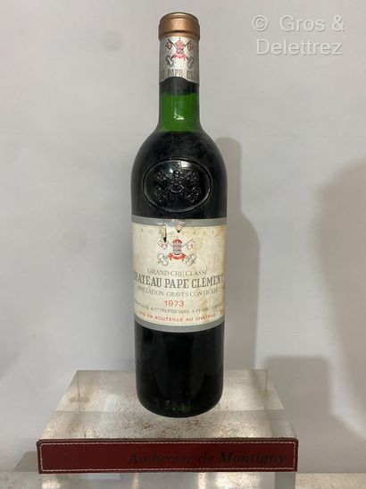 null 1 bouteille Château PAPE CLEMENT- Gc Pessac Lèognan 1973 Etiquette légèrement...