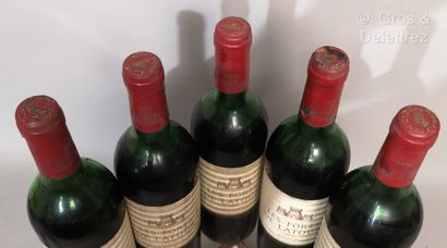 null 5 bottles Les FORTS de LATOUR - 2nd wine of Château LATOUR Pauillac 1976 Stained...