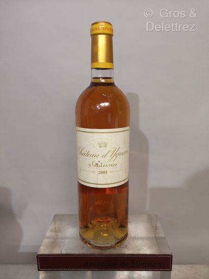 null 1 bouteille Château D'YQUEM - 1er Cru Classé de Sauternes 2005 Etiquette légèrement...