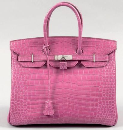 HERMÈS Paris made in France Exceptionnel sac «Birkin» 35 cm en crocodile rose, attaches...