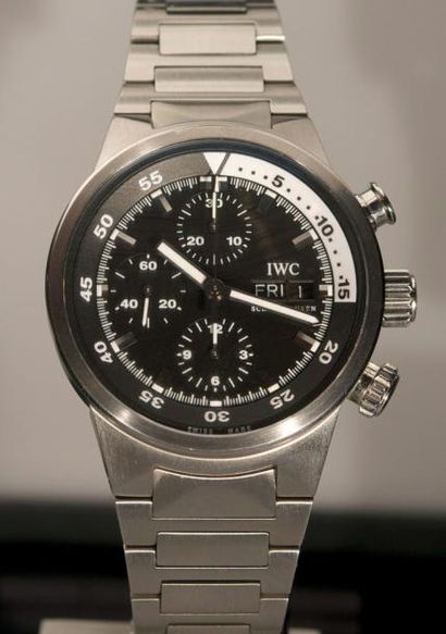 IWC AQUATIMER Vers 2008 Chronographe bracelet en acier. Boîtier rond. Couronne et...