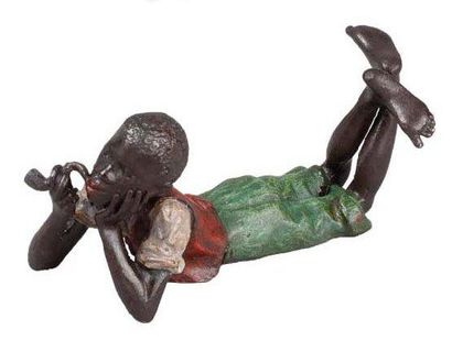Franz Xaver BERGMANN (1861-1936) Bronze de Vienne début XXe siècle Jeune homme noir...