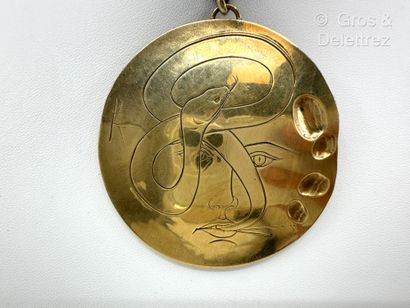 null D'après Pierre-Yves TRÉMOIS (1921-2020)
Pendentif Médaille double face « La...