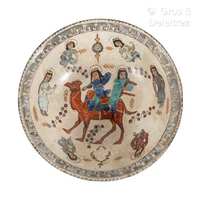 null Bahram Gur et Azadeh
A Mina’i Bowl Painted With Bahram Gur and Azadeh on a Camel,...