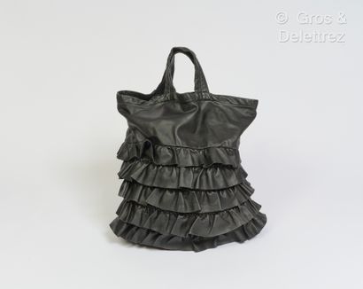 null COMME DES GARCONS - 35cm tote bag in black ruffled lambskin leather. Good c...