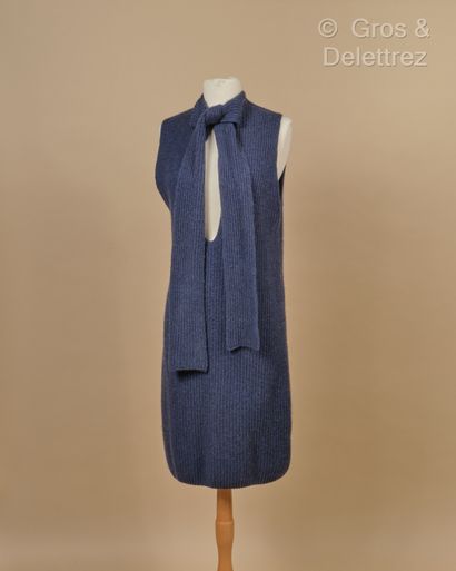null CHANEL X Karl Lagerfeld- Cruise Collection 2008- Blue cashmere sleeveless sweater...