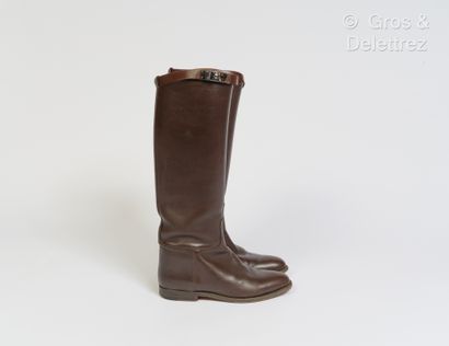 null HERMES Paris made in Italy - Pair of "Jumping" riding boots in coffee calfskin,...