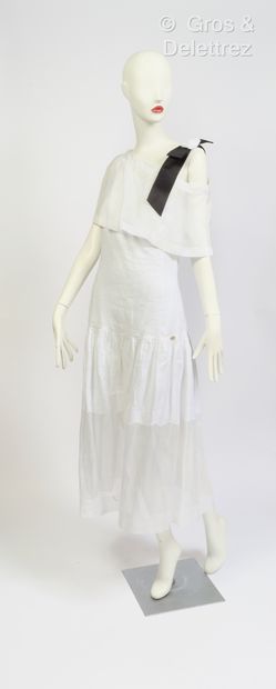 null CHANEL X Virginie Viard - Resort 2020 Collection - Passage n°67 - Long dress...